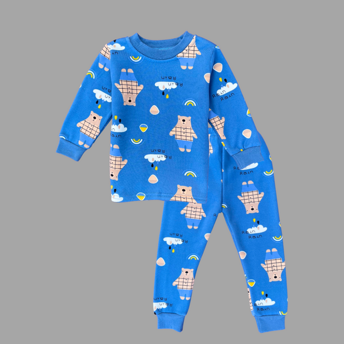 Bear in Rain in Dark Blue FF