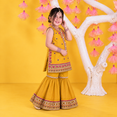 Yellow Pari